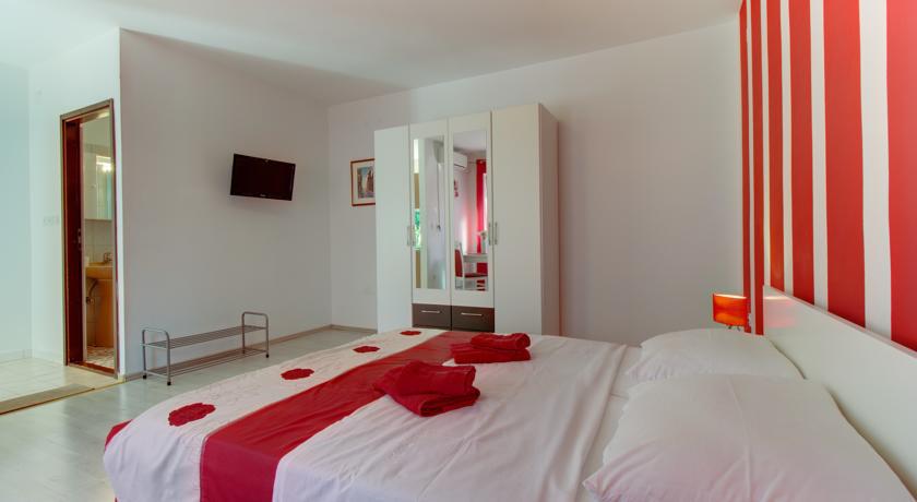 Apartment Nikolina Mali Losinj Room photo